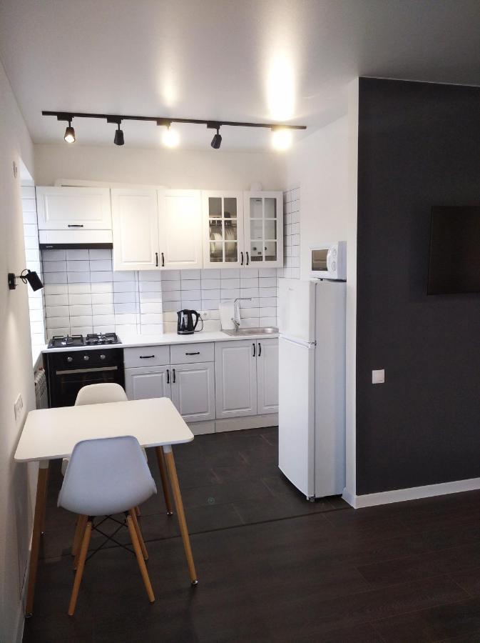 White Apartment Poltawa Exterior foto