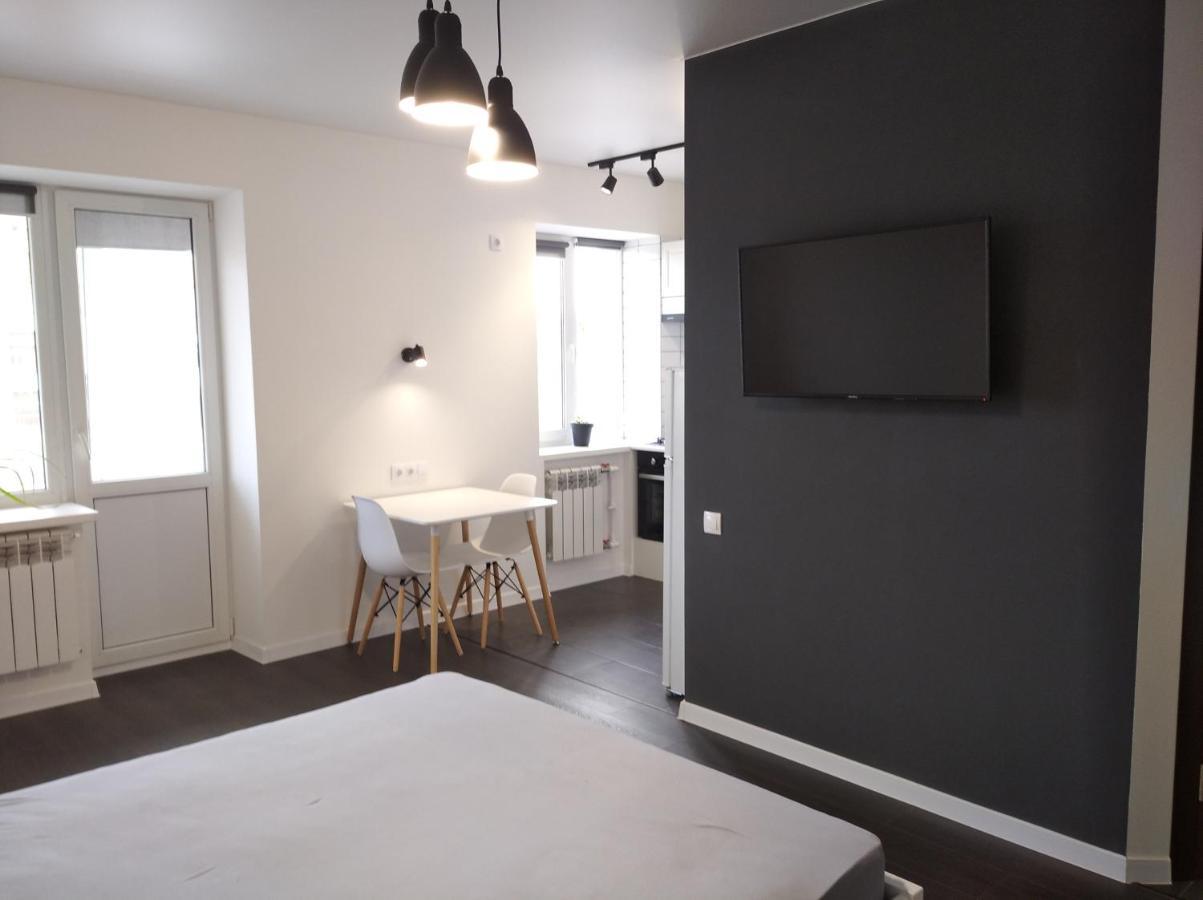 White Apartment Poltawa Exterior foto